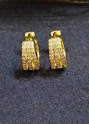 Серьги круглые с цирконом высококачественные ювелирные для повседневной носки из медицинской стали