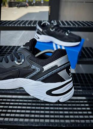 Кросівки adidas astir ™️ 3