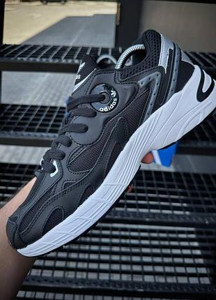 Кросівки adidas astir ™️ 5