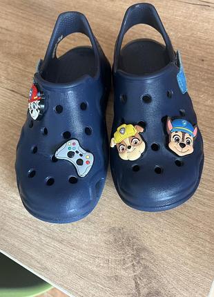 Crocs босоніжки