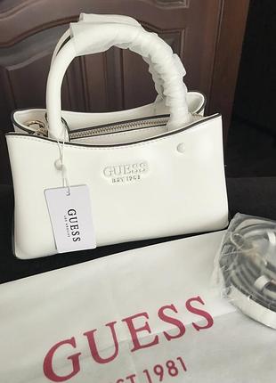 Нова сумочка з довгим ремінцем guess через плече крос боді