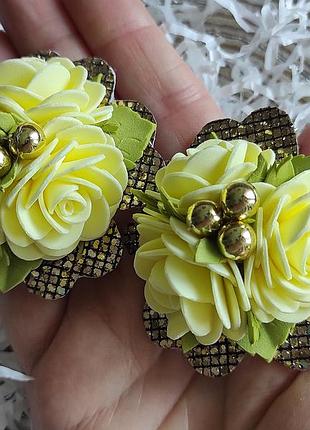Заколочки с лимонными розами