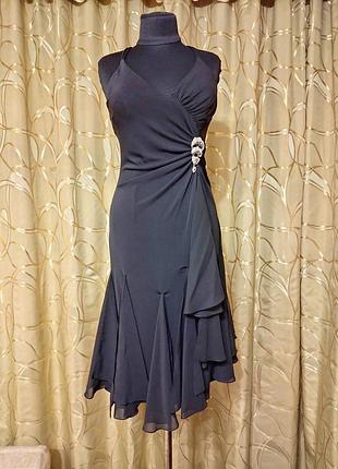 Нарядное вечернее трикотажное шифоновое платье миди