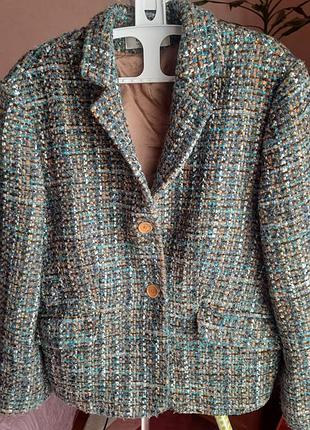 Жакет.......