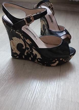 Босоножки 38 р