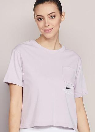 Фірмова жіноча вкорочена футболка nike