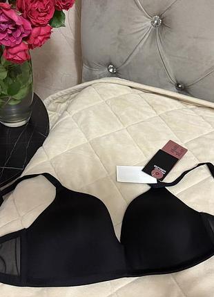 Суперовый бюстик