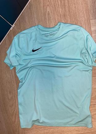 Спортивна футболка nike dri-fit м'ятного кольору