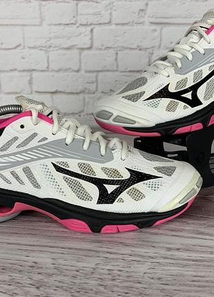 Кроссовки mizuno, 40.5-26см.