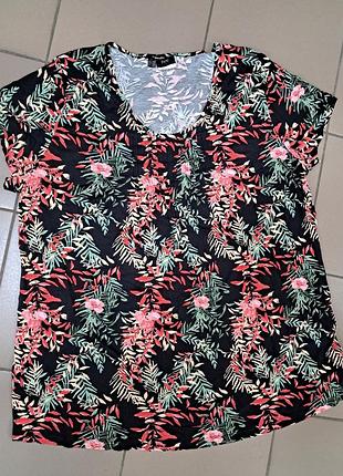 Футболка жіноча