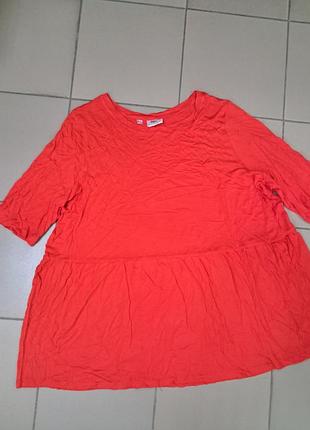 Футболка жіноча