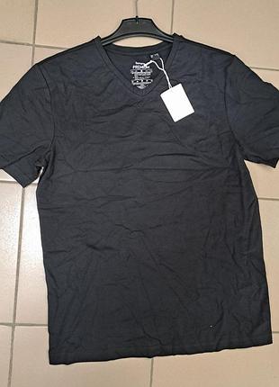 Футболка чоловіча