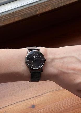 Часы на руку, наручные