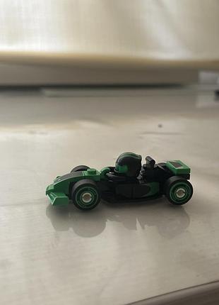 Болід formula1 з лего, зелений