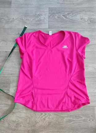 Футболка яскрава