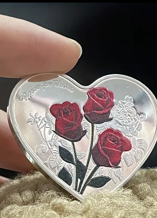 Монета,сознание в любви, на разных языках мира,