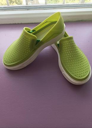 Слипоны crocs c13