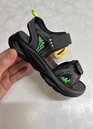 Босоніжки для хлопчика