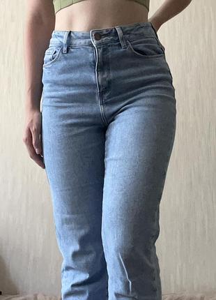 Джинси mom