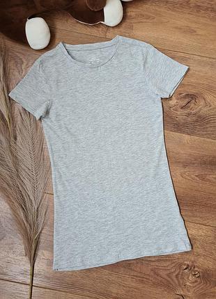 Базовая серая хлопковая футболка