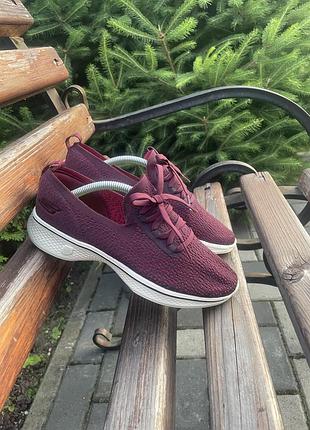 Жіночі кросівки skechers go walk 4-reward 36-23,5см!