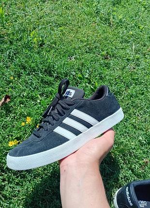 Кроссовки adidas