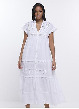 Коротонова мереживна ярусна  сукня на ґудзиках прошва