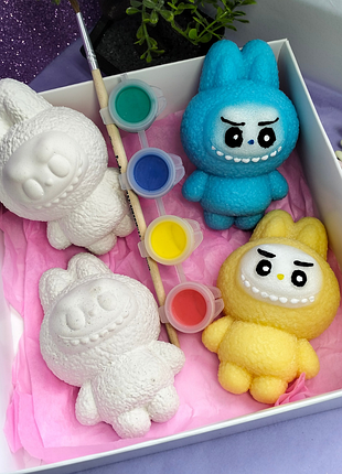 Творческий бокс: 2 фигурки лабуба + мыло и краски