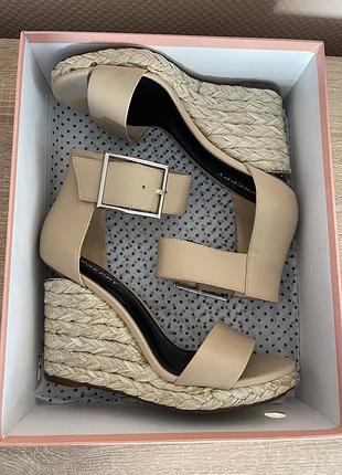 Шкіряні босоніжки preppy