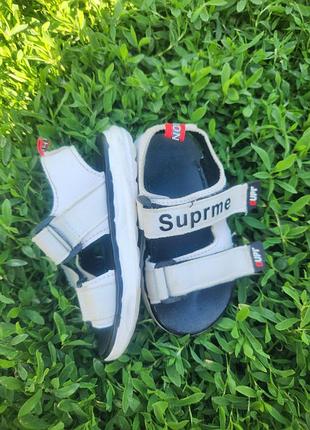 Босоножки детские