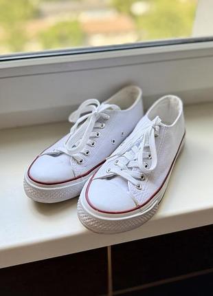 Кеди білі 36 розмір