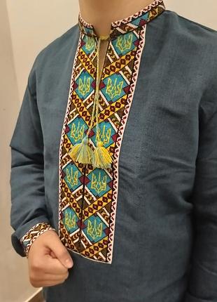 Вишиванка чоловіча ручної роботи