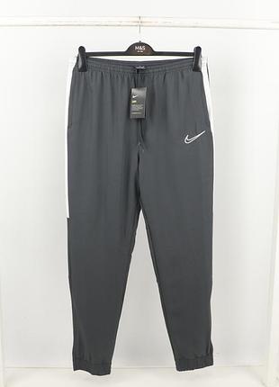 Чоловічі спортивні штани nike / xl