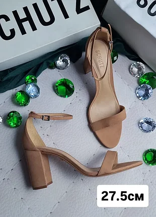 Schutz оригінал світло-коричневі босоніжки на підборах