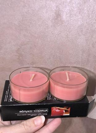 Набір ароматизованих свічок яблуко кориця