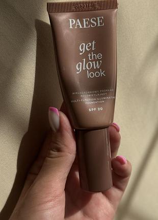 Paese сяюча тональна основа з спф