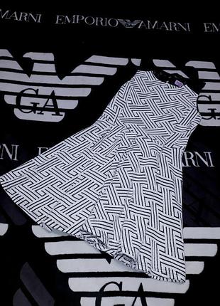 Платье красивое оригинальное отлично для школы и прогулок фирма f&amp;f