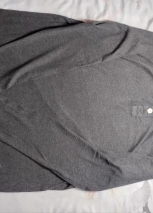 Красивая мужская футболка, есть два цвета: белый и серый, есть вариант с коротким рукавом. размер l.