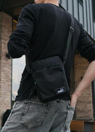 Барсетка черная с пришивным логотопом puma