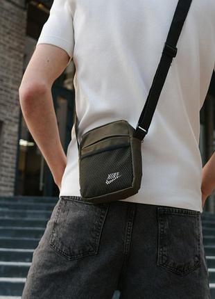 Барсетка хаки мини nike белый логотип 2