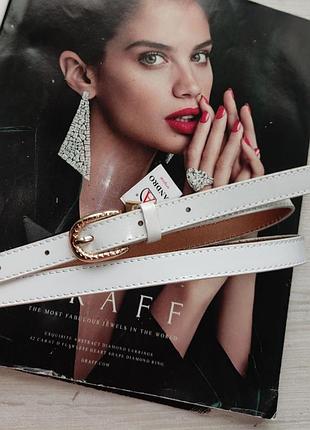 Вузький шкіряний білий лаковий ремінь пряжка золото
