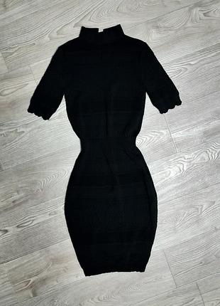 Маленьке чорне плаття zara