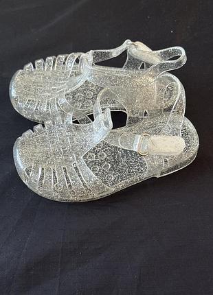 Босоніжки дитячі nutmeg розміру 20 (12,5 см)