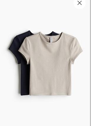 Комплект футболок дві штуки розмір хс с