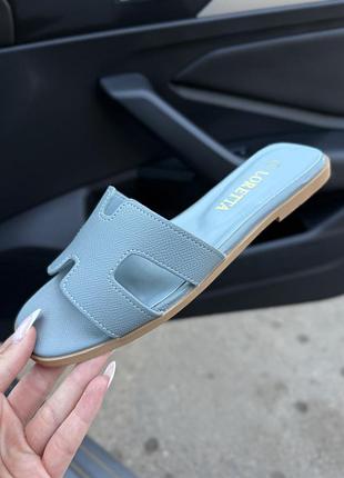 Трендові шльопанці жіночі легкі