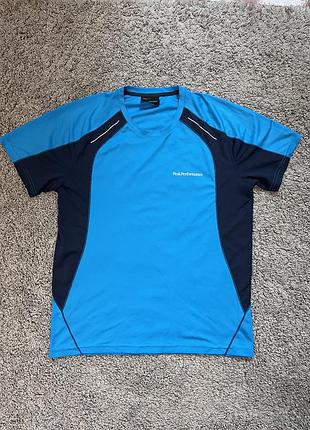 Футболка peak performance