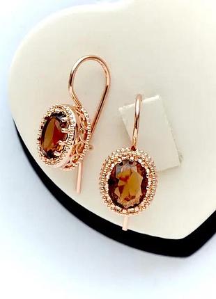 Красиві сережки (медичне золото)