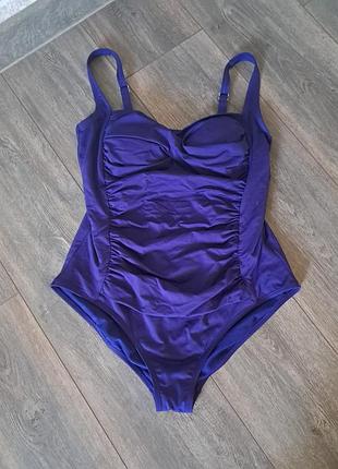 Суцільний купальник