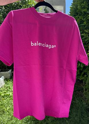 Balenciaga оригінал футболка розмір м aq9052