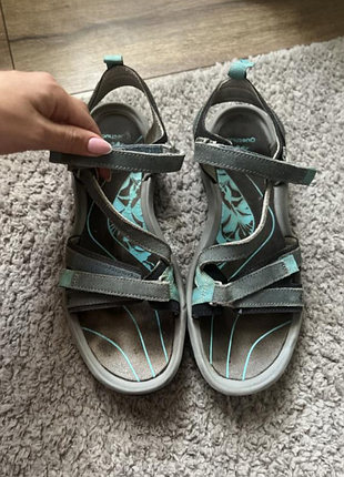 Босоніжки спортивні